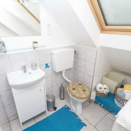 Charming Ana Марибор