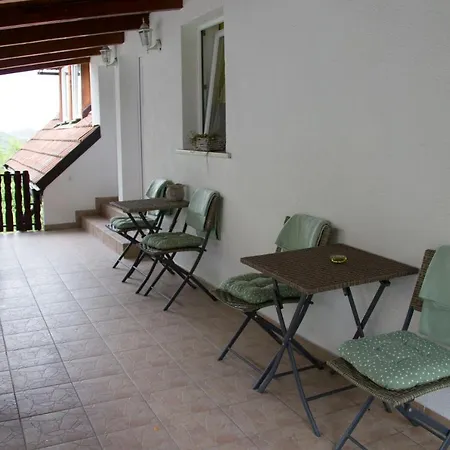Charming Ana Apartmán Maribor