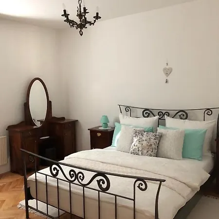 Апартаменты Charming Ana Марибор