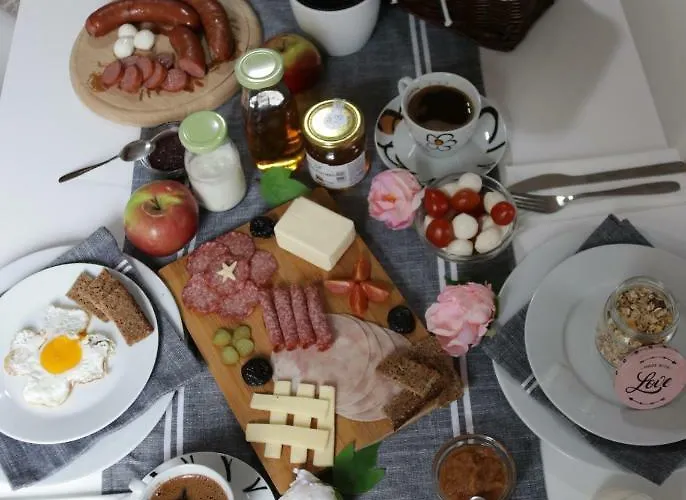 Lägenhet Charming Ana